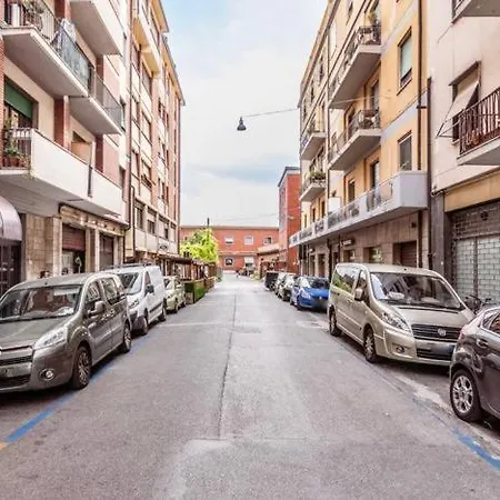 Maison d'hôtes Live In - 250m Dalla Stazione Centrale Di Pise