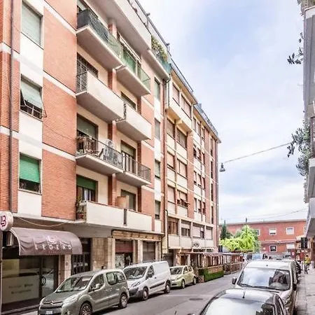 Live In - 250m Dalla Stazione Centrale Di Affittacamere Pisa