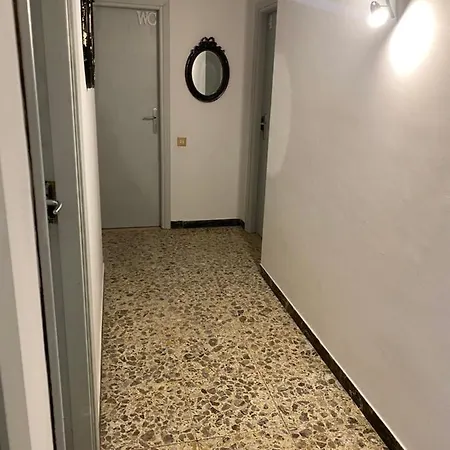 Live In - 250m Dalla Stazione Centrale Di Maison d'hôtes