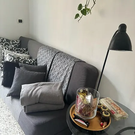 Affittacamere Live In - 250m Dalla Stazione Centrale Di Pisa