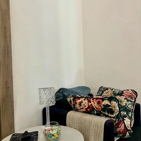 Guest house Live In - 250m Dalla Stazione Centrale Di Pisa