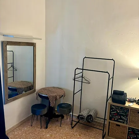 Live In - 250m Dalla Stazione Centrale Di Guest house